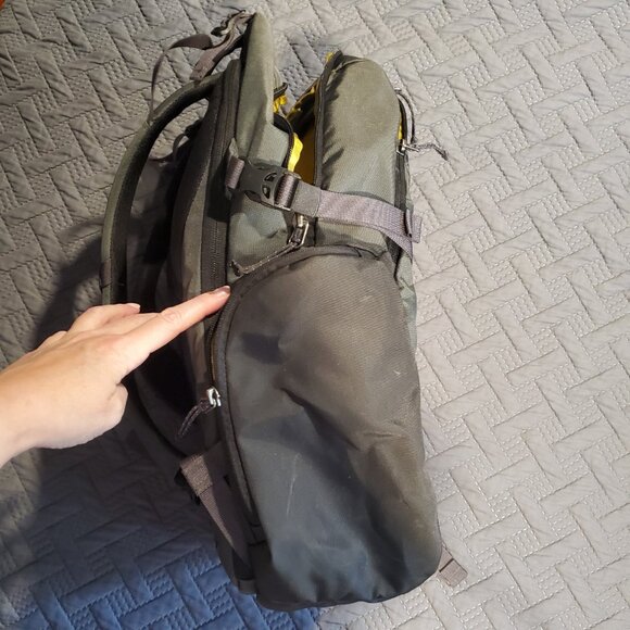 Patagonia Paxat Backpack 32L - Grey/Gold - Picture 5 of 12